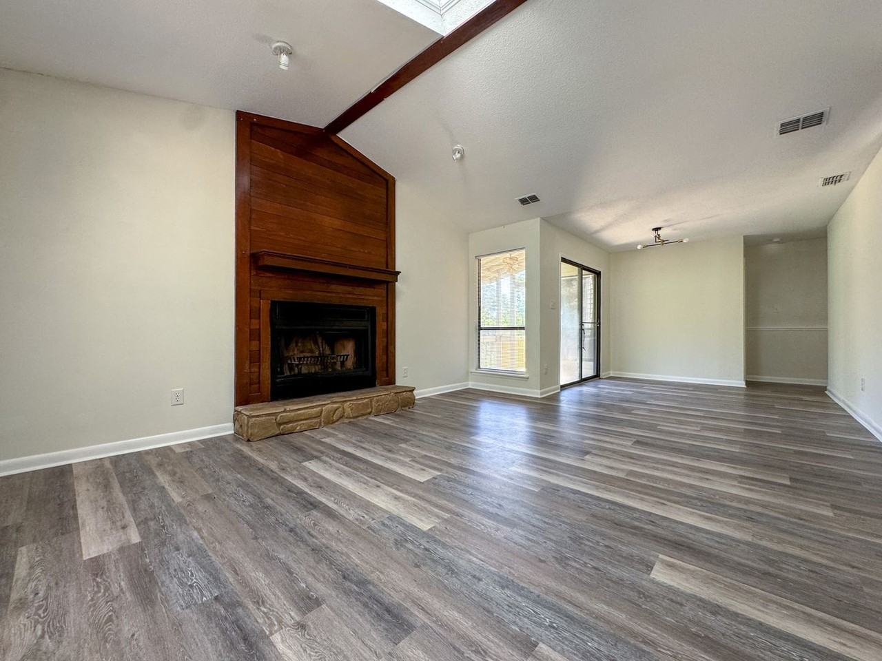1715 Arrow Ridge Way - Photo 6 of 27