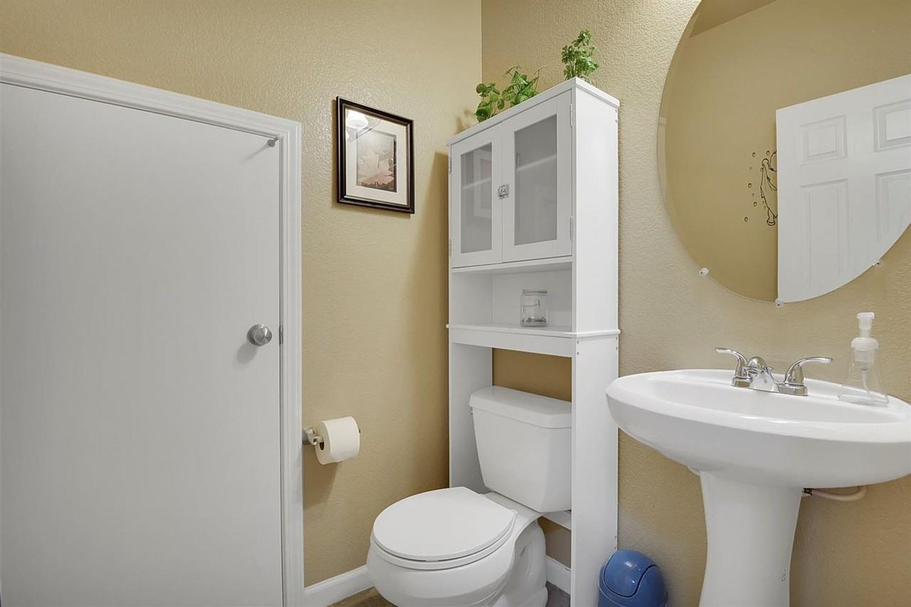 5590 Cobbler Ln - Photo 5 of 8