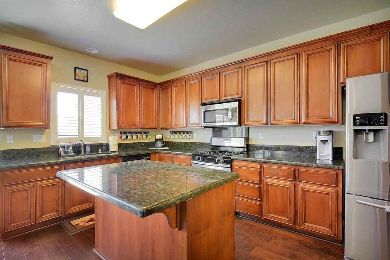 5590 Cobbler Ln - Photo 7 of 8