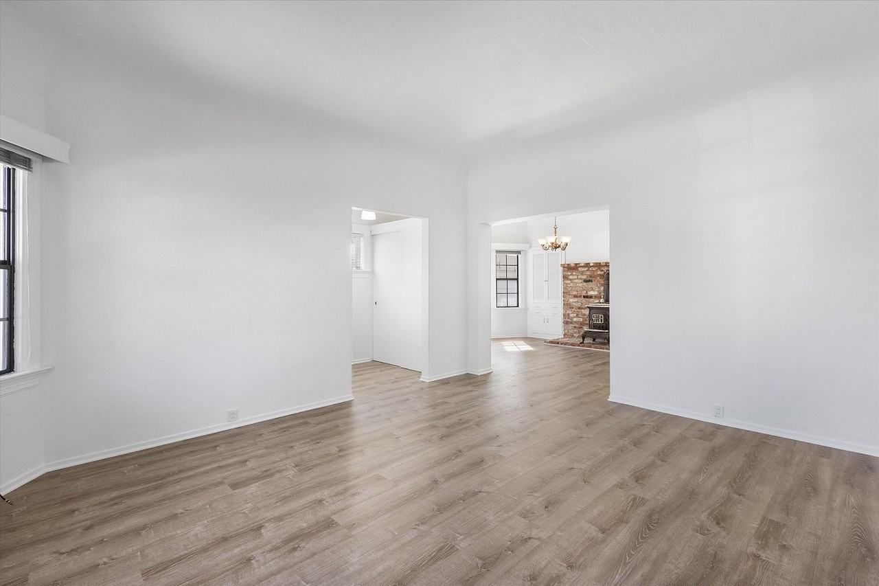 1087 Park Ave - Photo 7 of 25