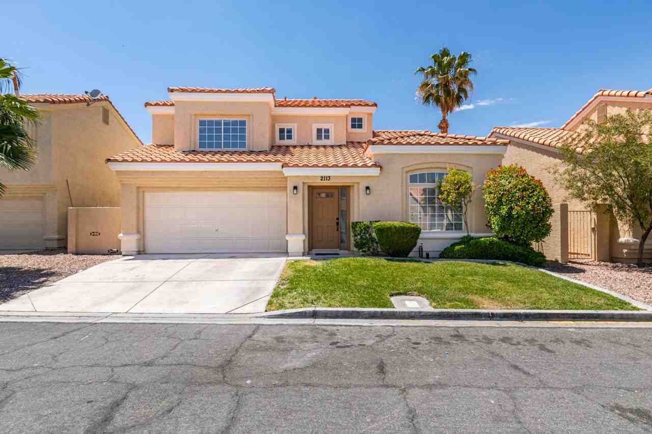2113 Desert Peak Rd - Photo 2 of 35