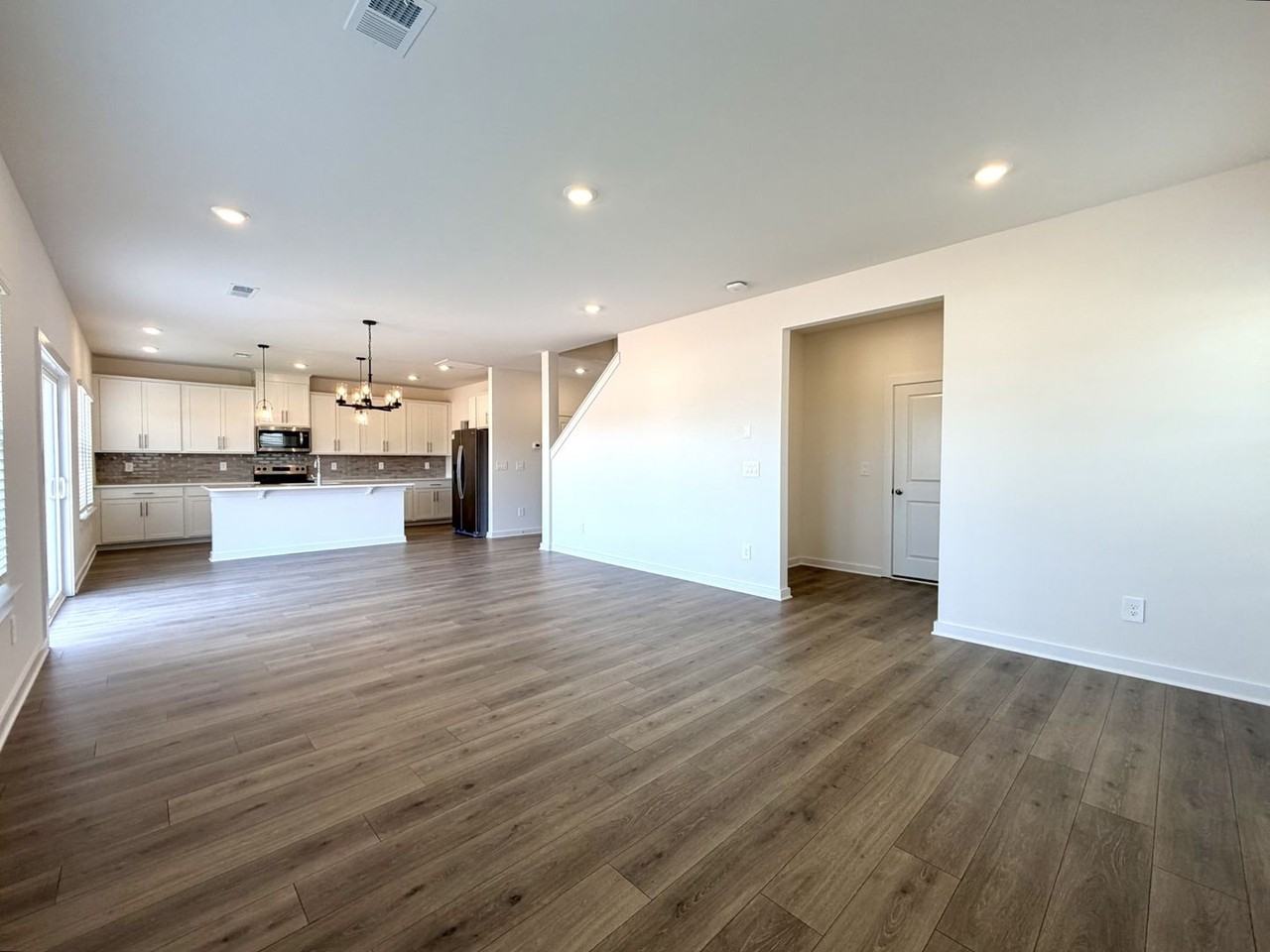 2372 Woodmeadow Dr - Photo 5 of 46
