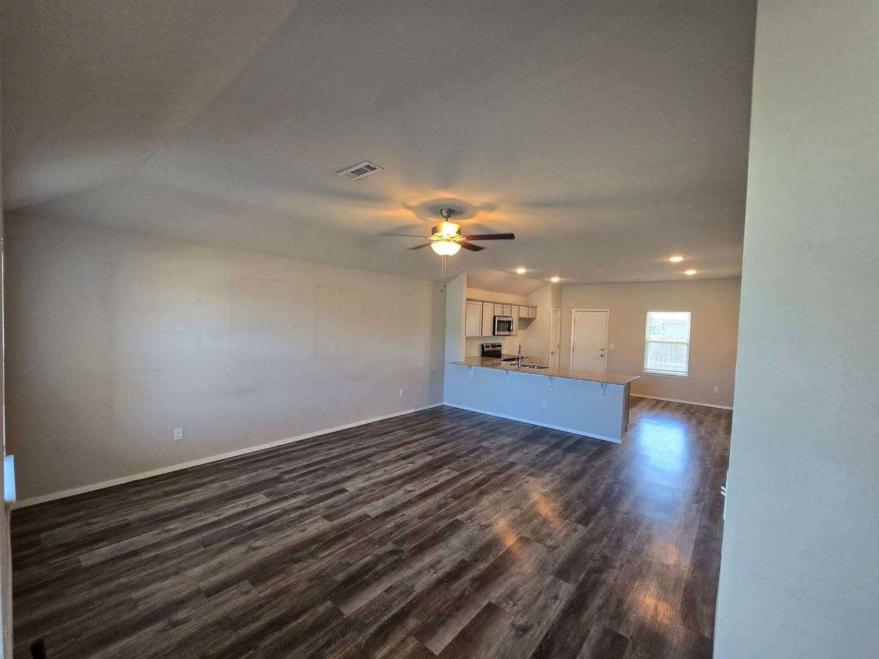 1061 E Bunting St - Photo 3 of 20