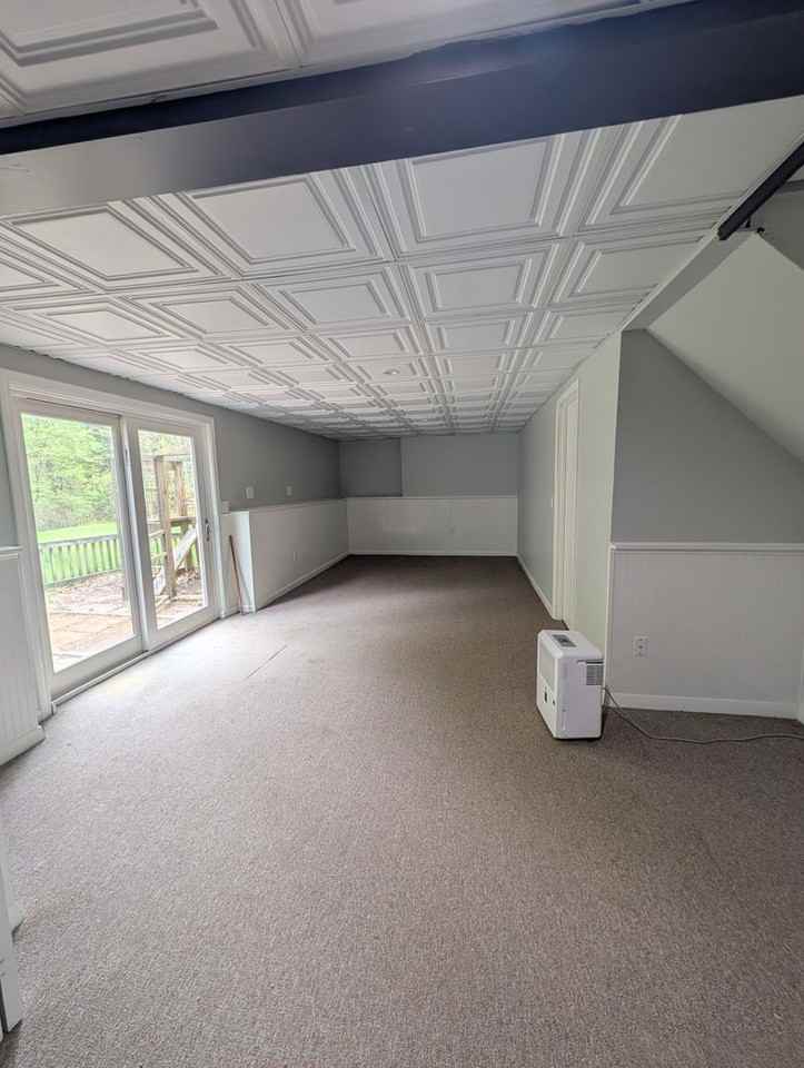 81 Eagle Dr - Photo 2 of 19