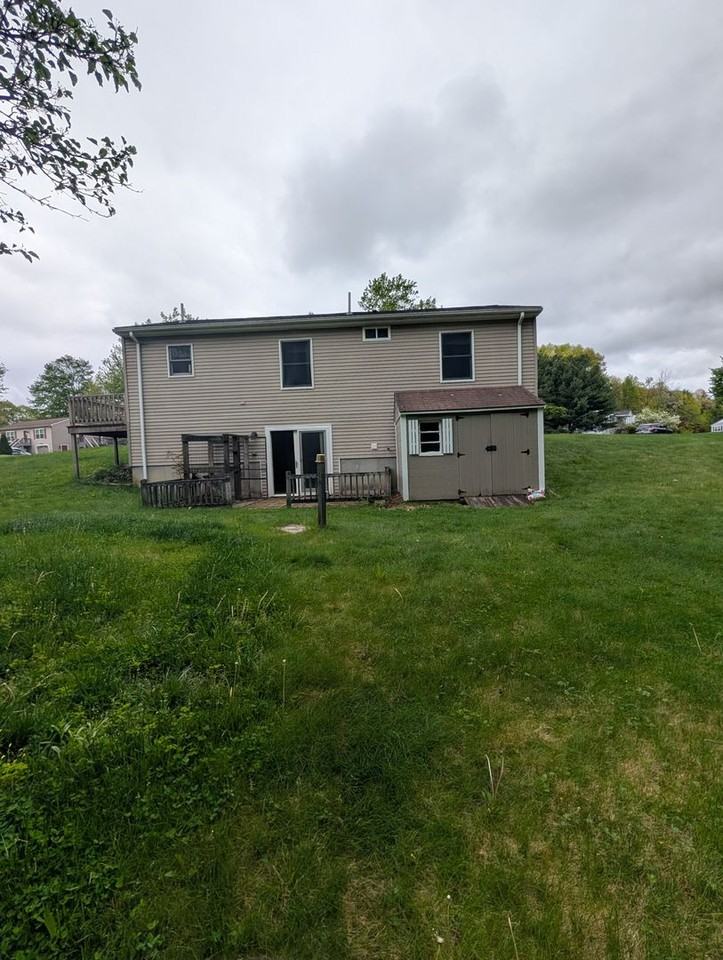 81 Eagle Dr - Photo 3 of 19