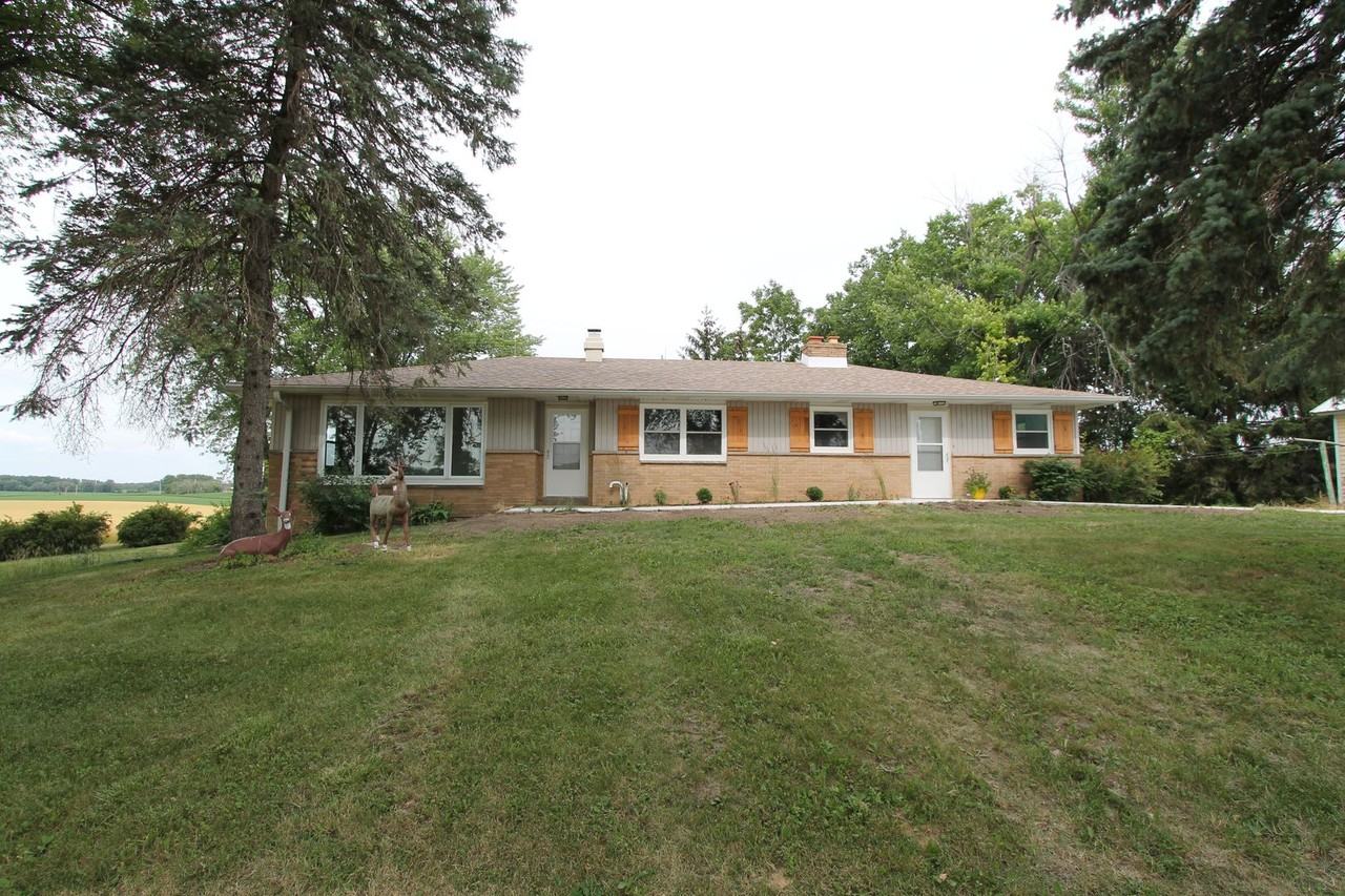24820 County Line Rd - Photo 2 of 20