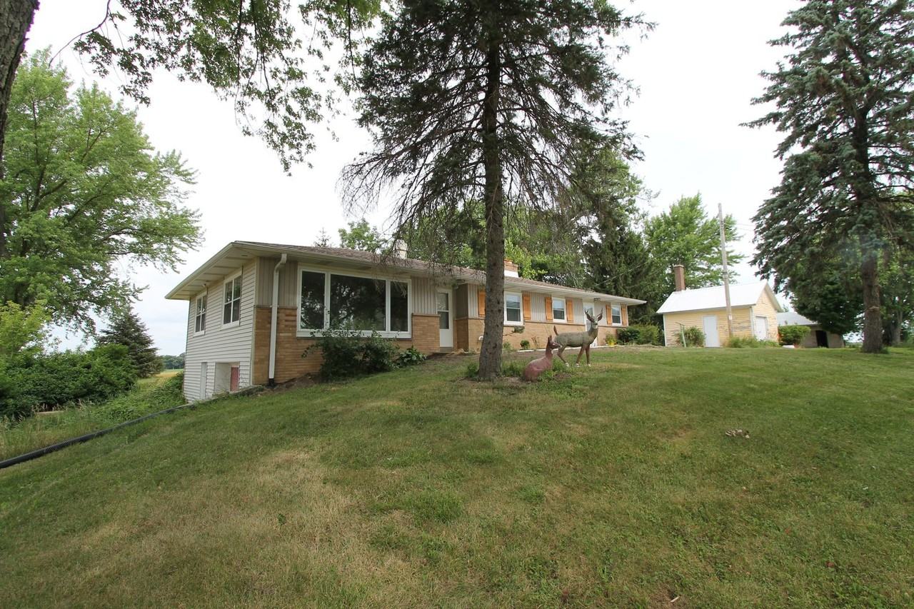 24820 County Line Rd - Photo 3 of 20