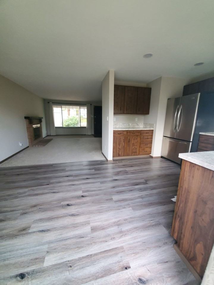 4214 Se 1st Pl - Photo 5 of 16
