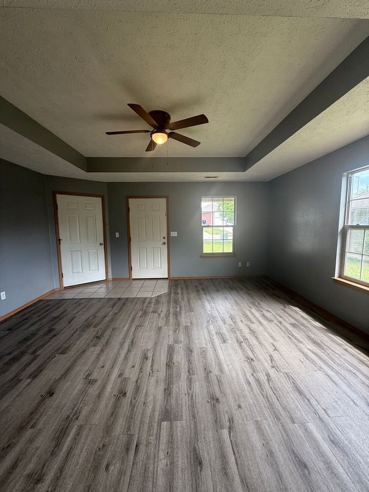 3839 S Timbercreek Ave - Photo 2 of 11