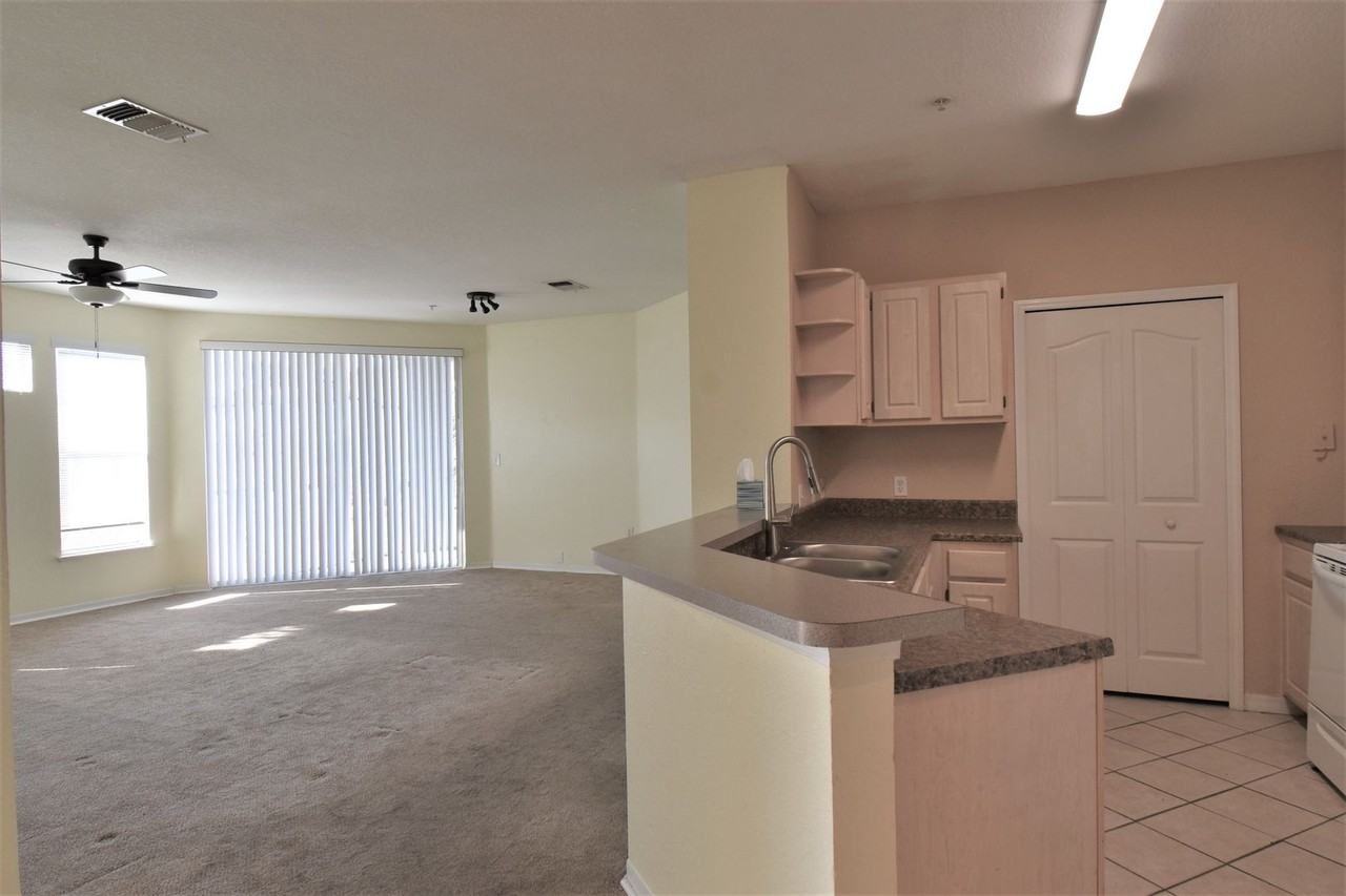 5809 Legacy Crescent Pl #203 - Photo 7 of 16