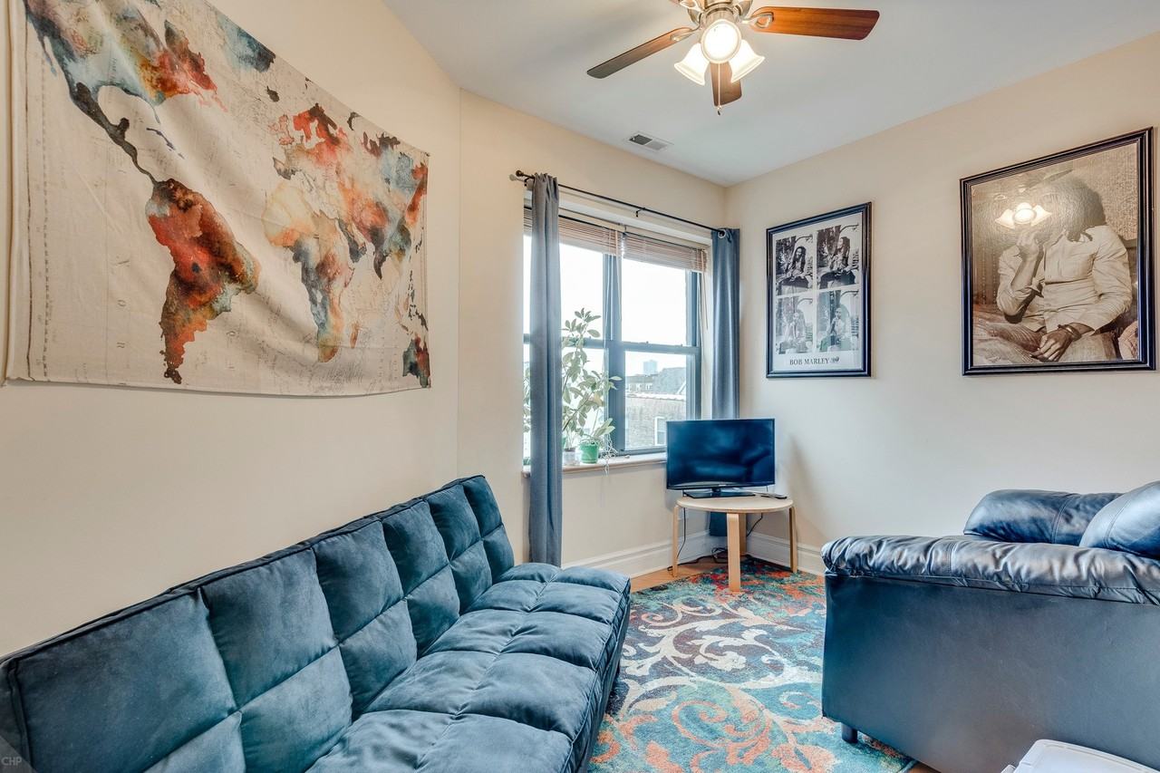 4842 N Ashland Ave Apt 3w - Photo 3 of 14