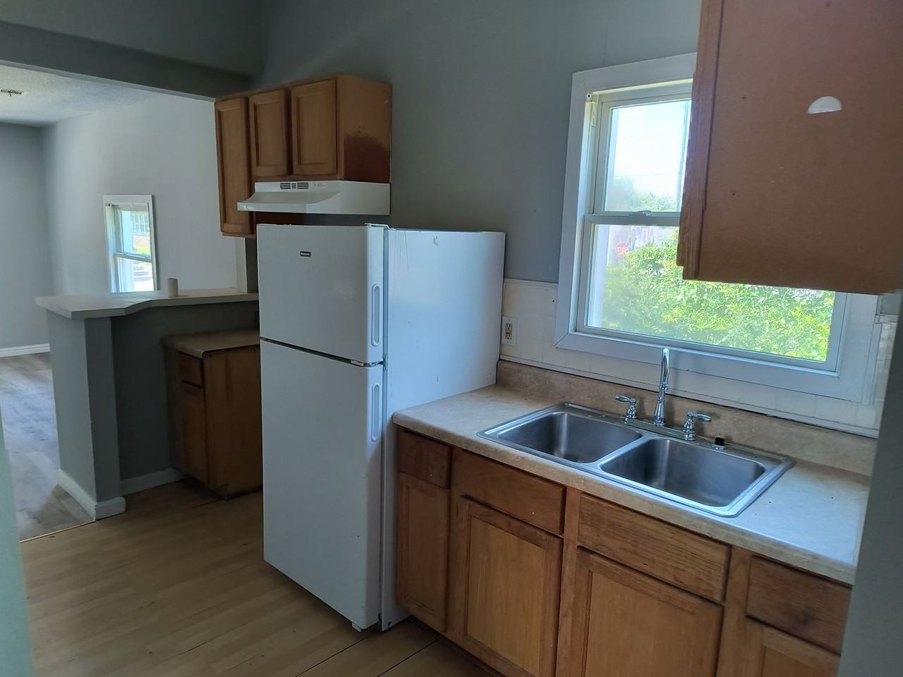 510 N G St - Photo 5 of 12
