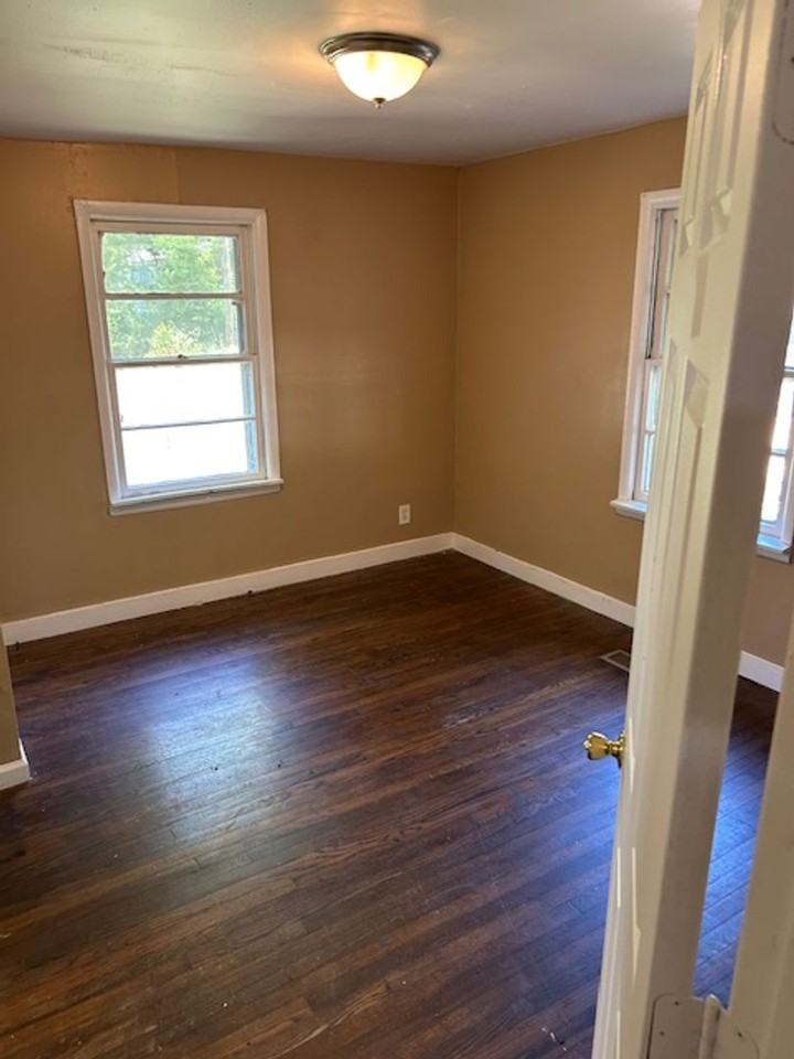 1508 Saint Joseph St - Photo 5 of 10