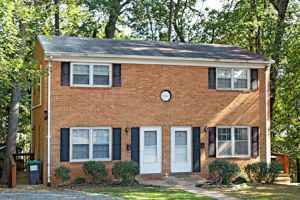 featured image of 110 Olinda Dr #B