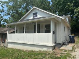 featured image of 1110 E 83rd Ter