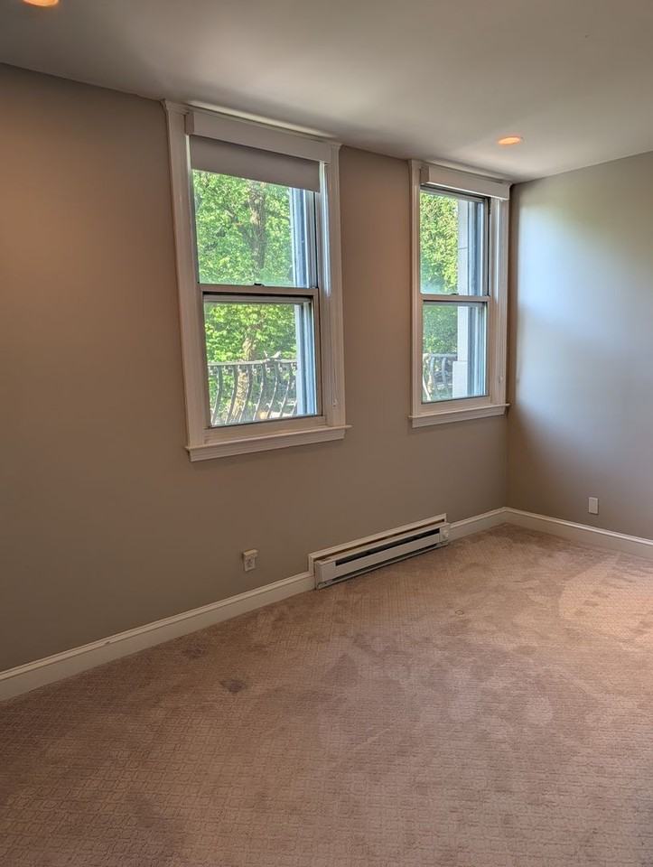 416 Commonwealth Ave - Photo 6 of 23