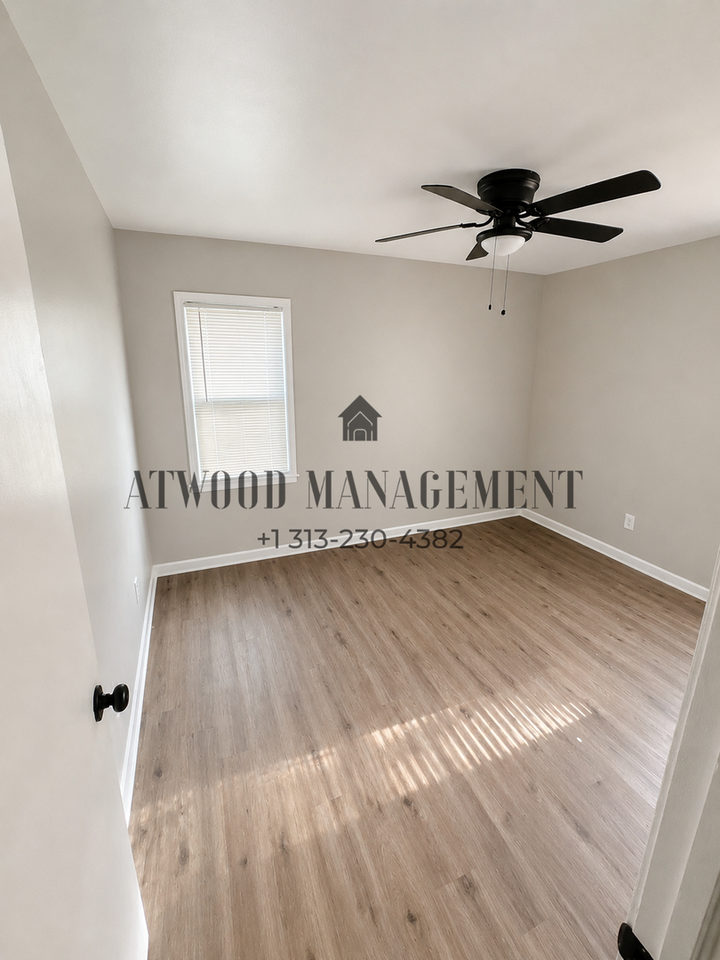 19440 Rutherford St - Photo 6 of 11