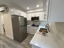 featured image of 103 N Catalina Ave