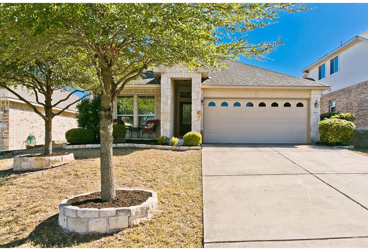 1808 Sand Creek Rd - Photo 4 of 26