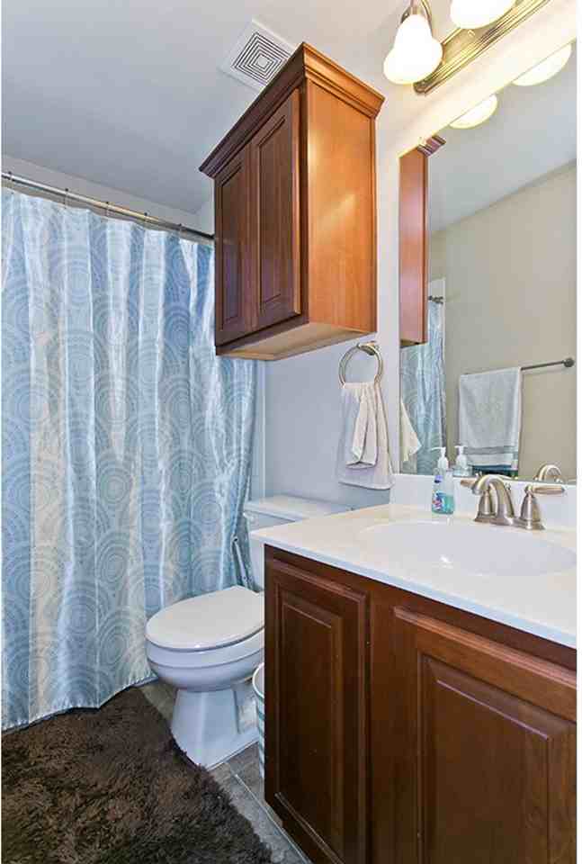 1808 Sand Creek Rd - Photo 5 of 26