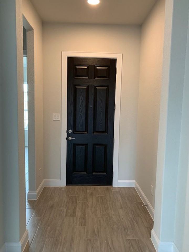 2202 Ambling Trl - Photo 3 of 30