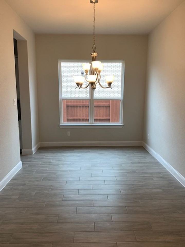 2202 Ambling Trl - Photo 7 of 30