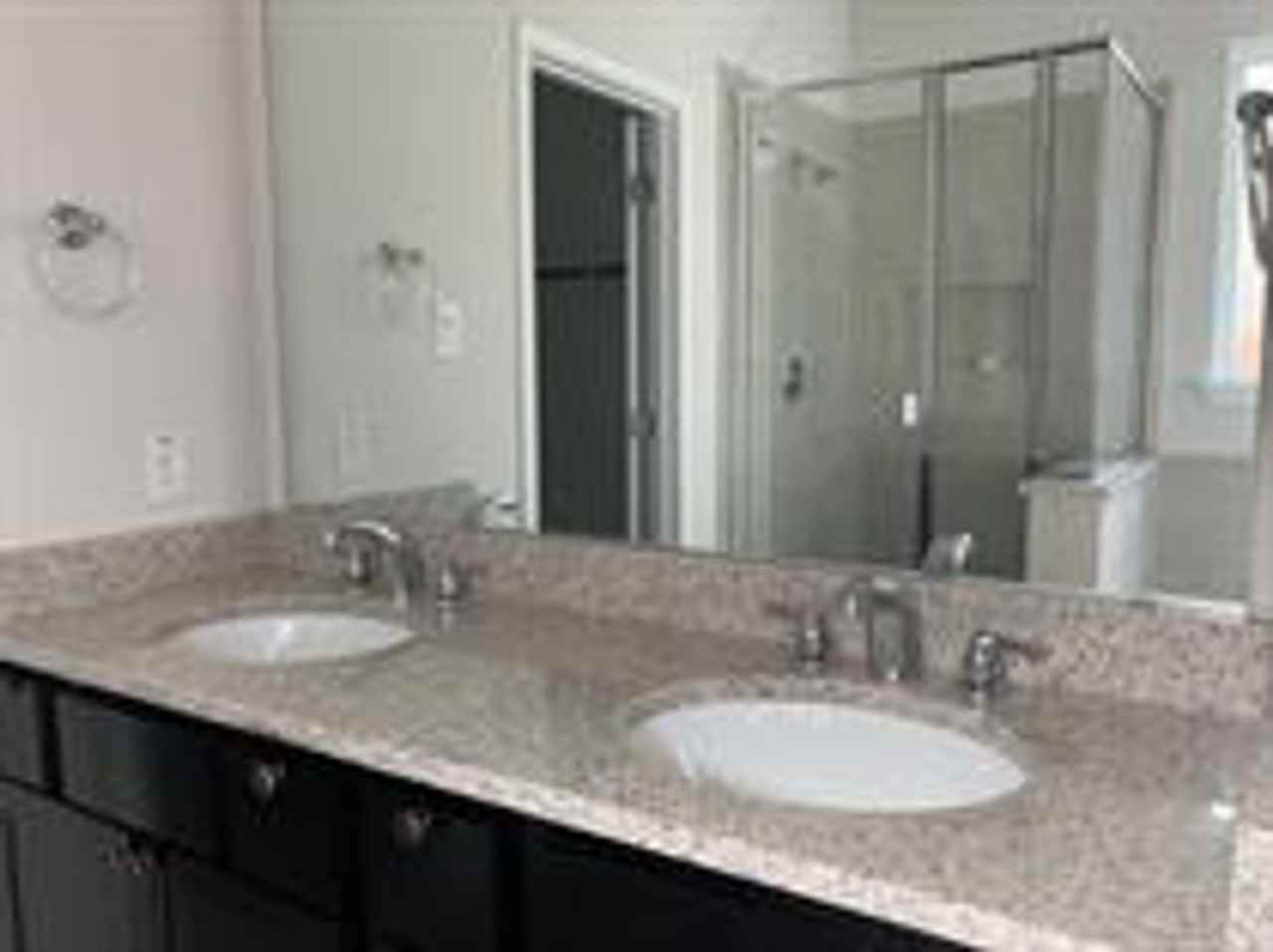 136 Green Knoll Ln - Photo 3 of 17