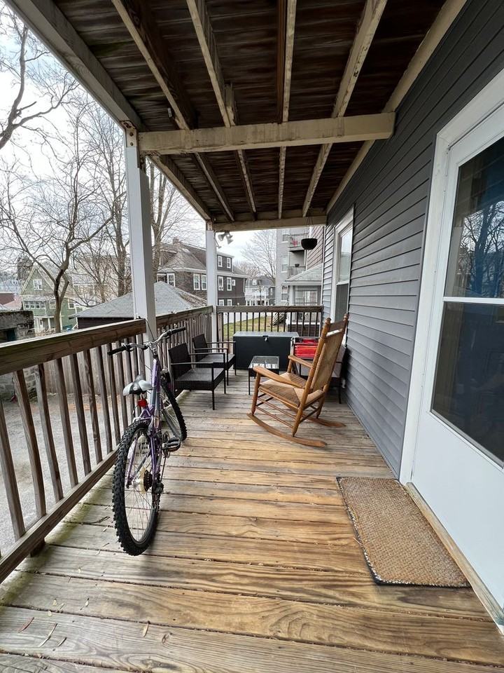 31 Justin Rd - Photo 3 of 12