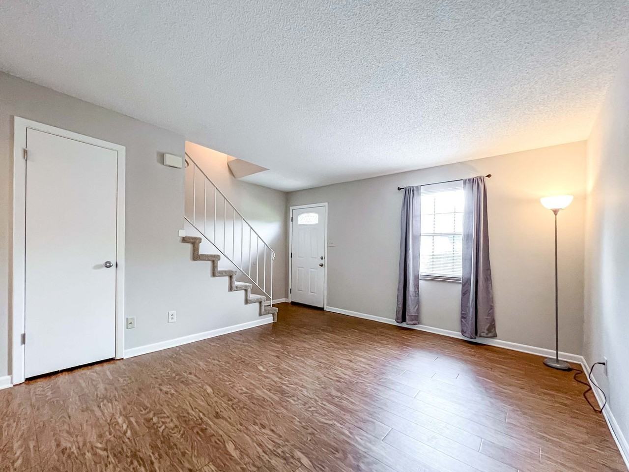 7304 Old Clinton Pike Apt E - Photo 5 of 15