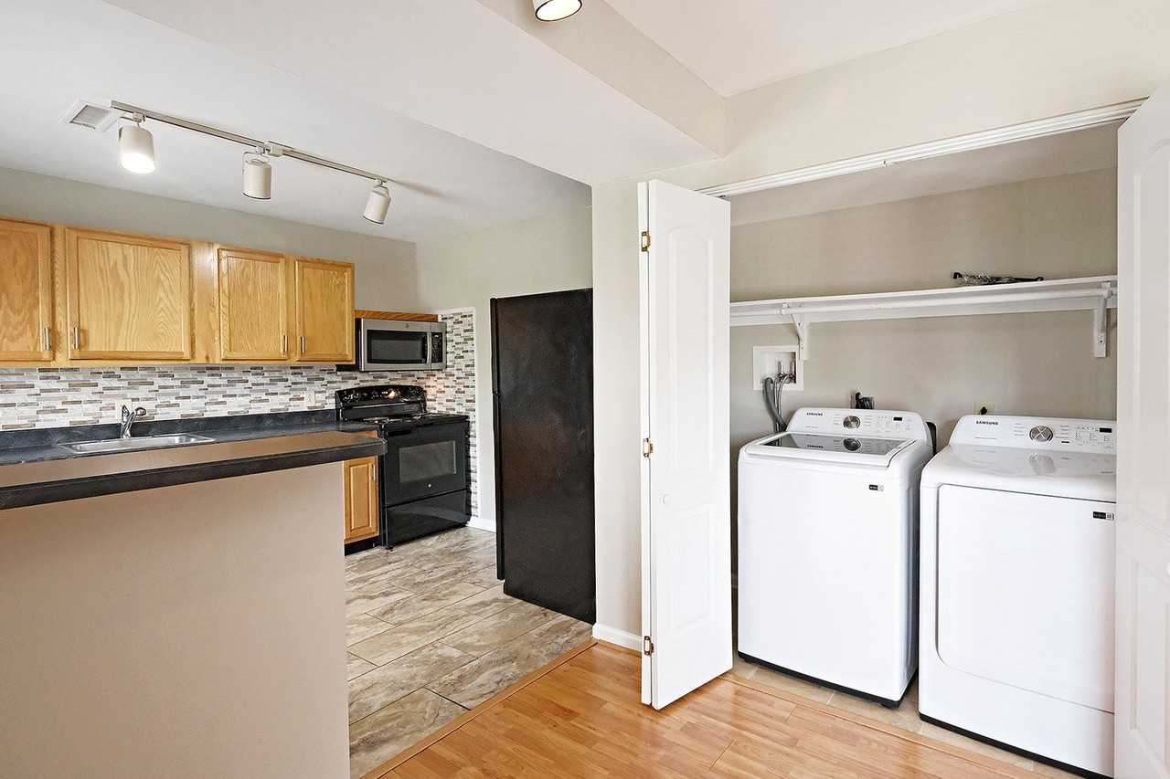 1223 Villa Ln #D - Photo 6 of 13