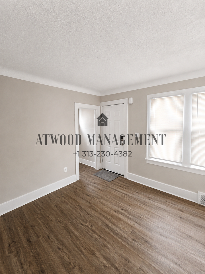 15341 Lauder St - Photo 2 of 15