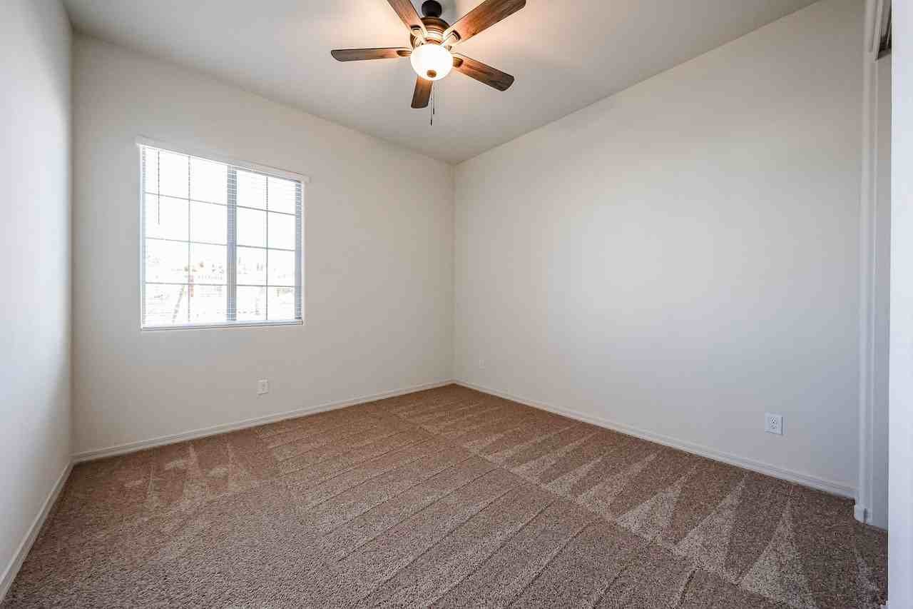 24913 N 170th Dr - Photo 6 of 44