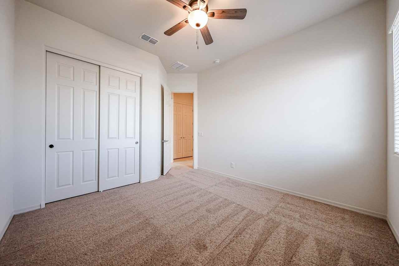 24913 N 170th Dr - Photo 7 of 44