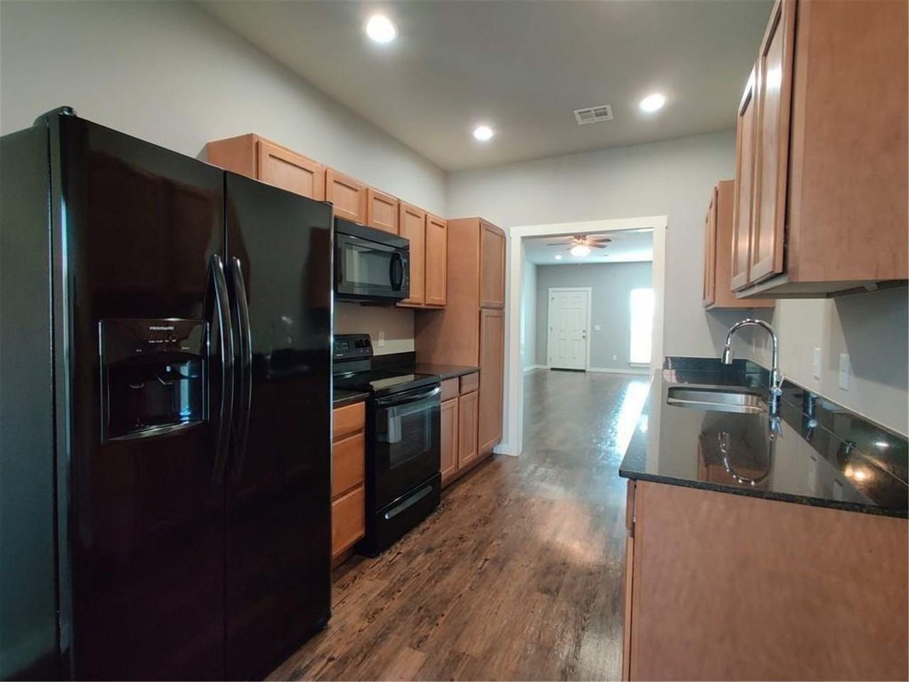 311 Copper Oaks Dr - Photo 6 of 14