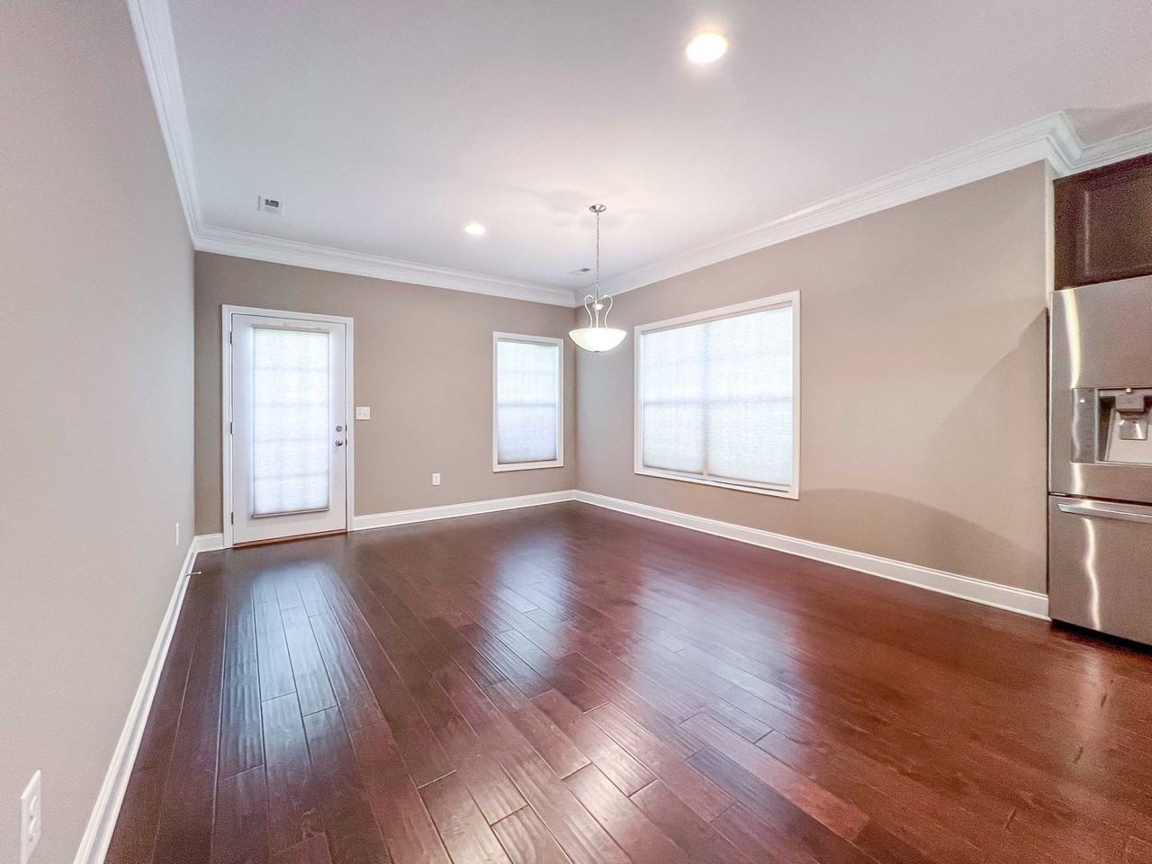 104 Fallberry St - Photo 6 of 30