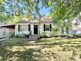 242 Pecan Rd - Photo 1 of 1