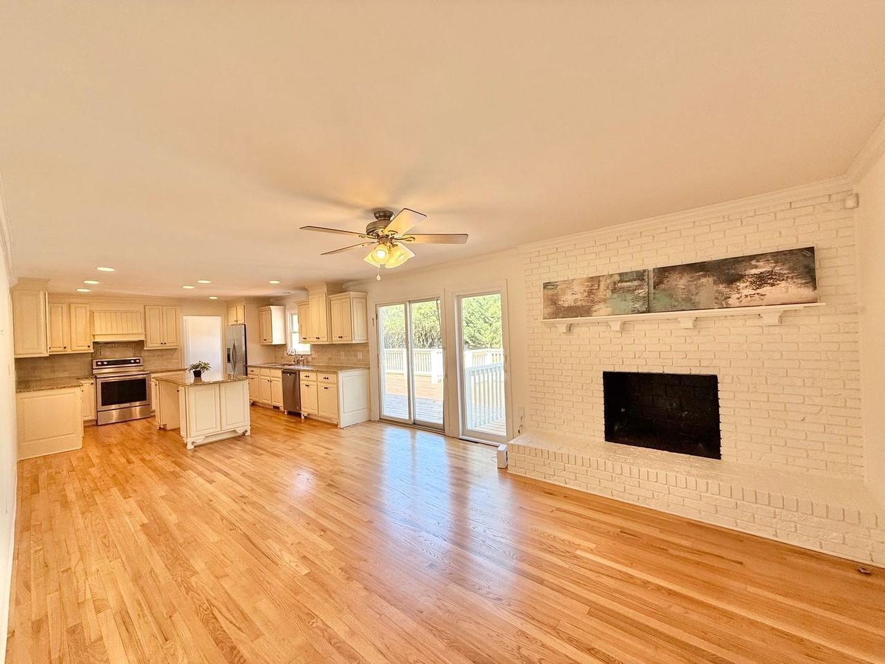1402 Hedgelawn Way - Photo 6 of 35