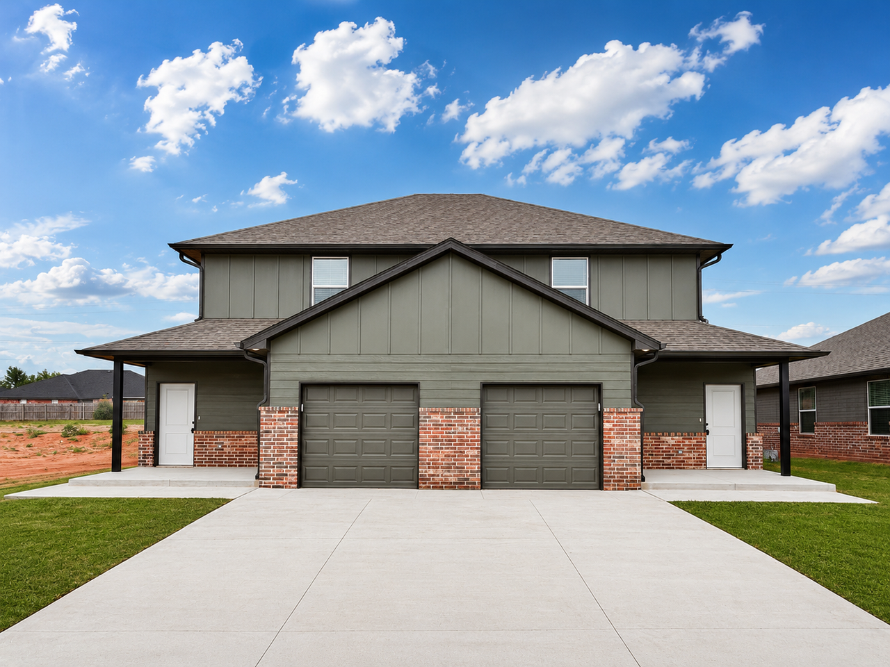 11608 Makenzie Trl - Photo 2 of 14
