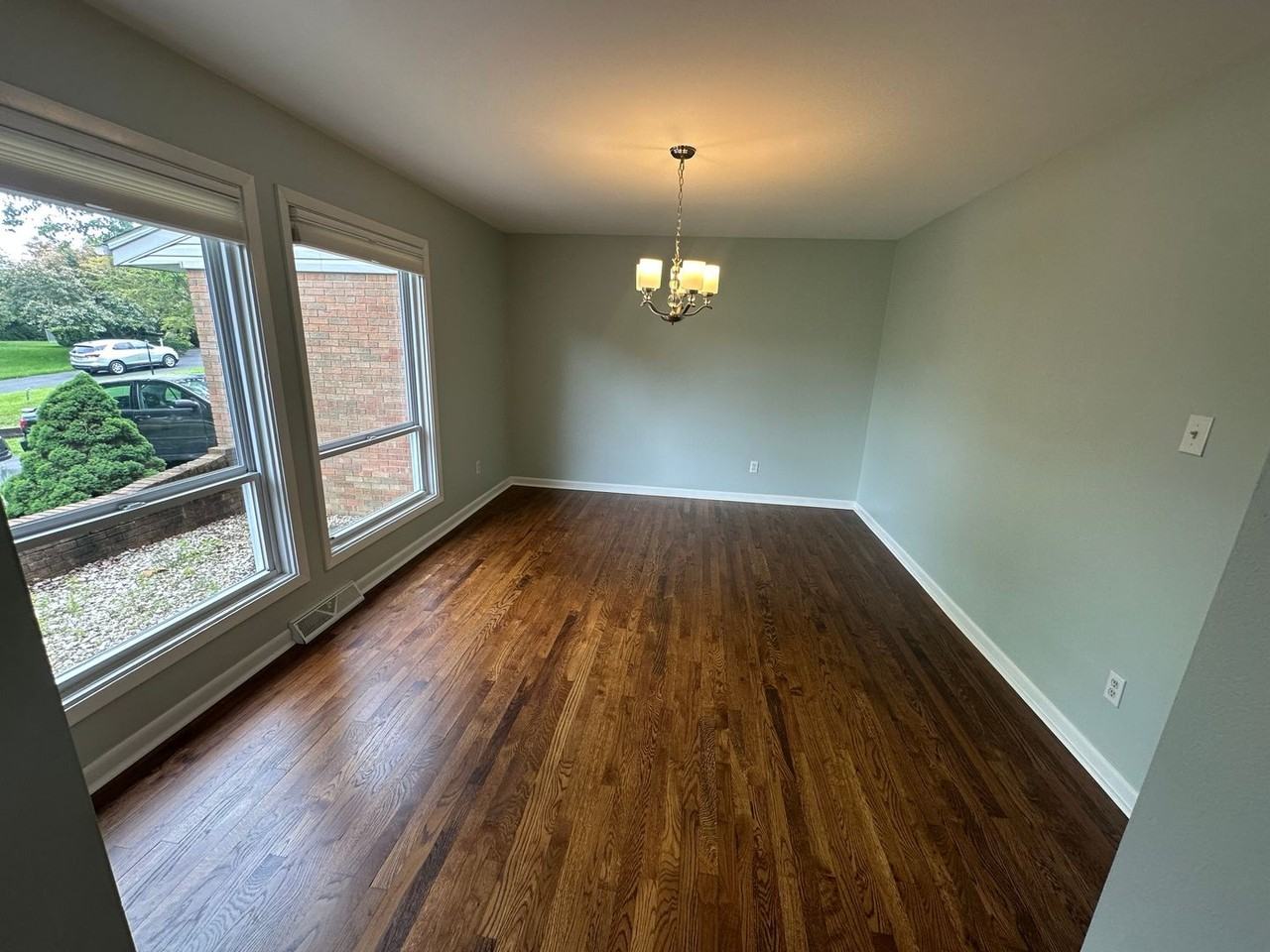 848 Stinson Ct - Photo 4 of 32