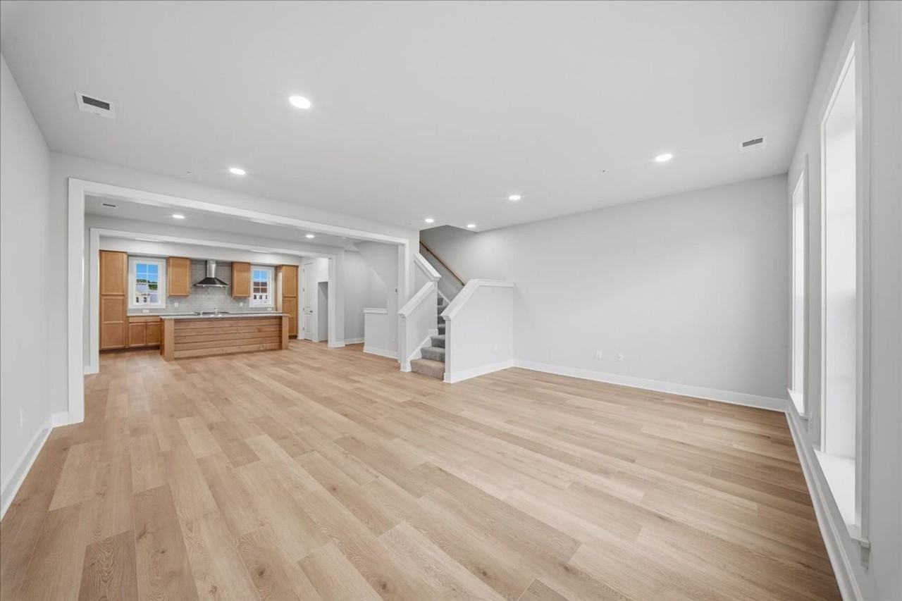 505 Freeman St - Photo 6 of 27