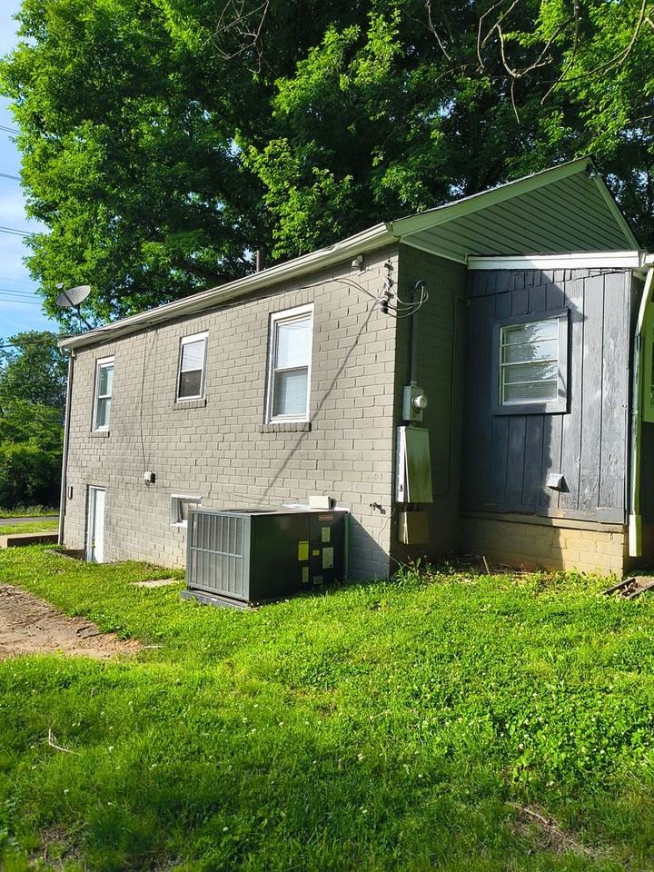 3622 Lilac Ave - Photo 2 of 13