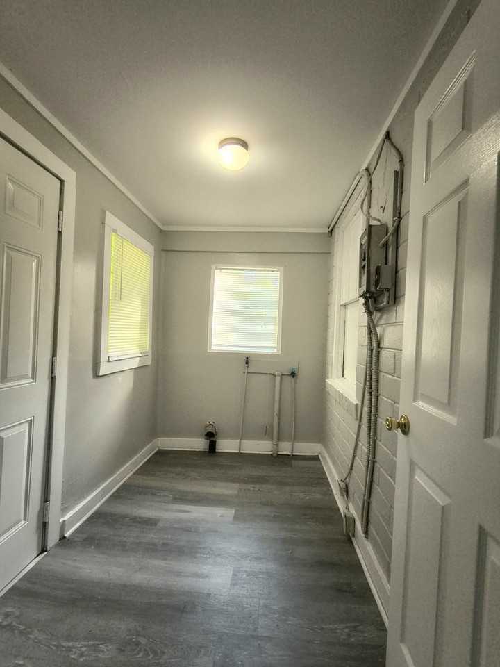 3622 Lilac Ave - Photo 5 of 13