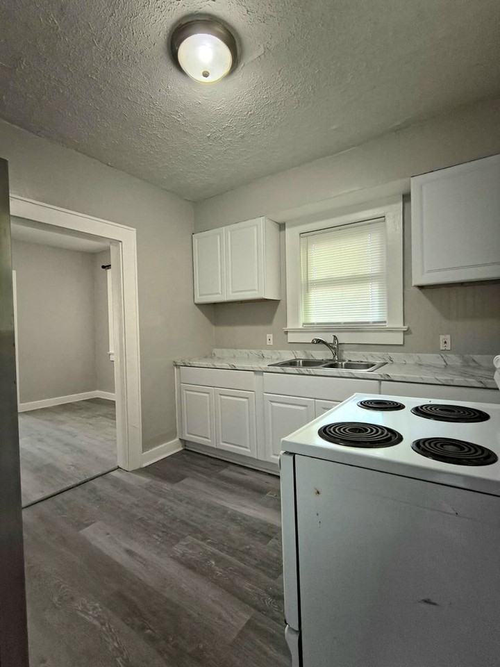 3622 Lilac Ave - Photo 6 of 13
