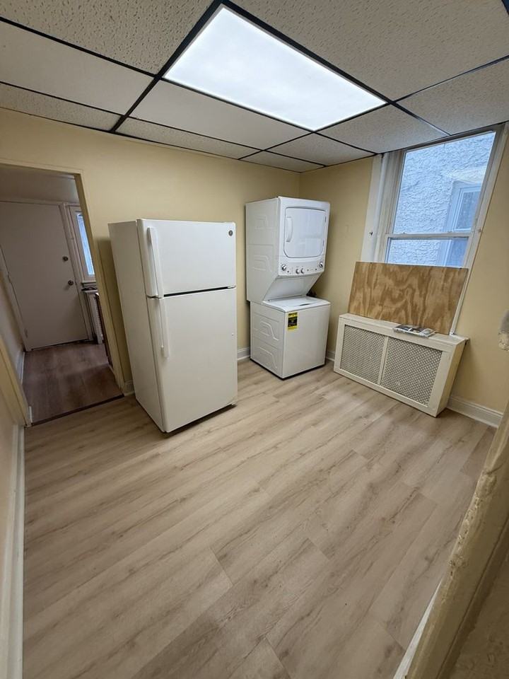 135 S 61st St - Photo 5 of 15