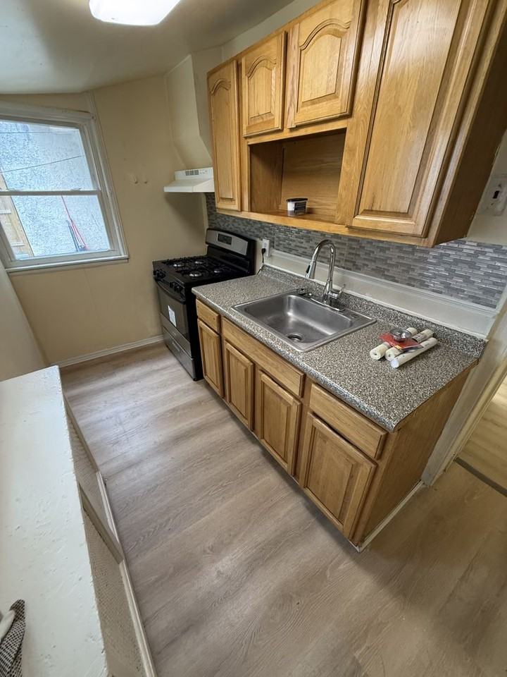 135 S 61st St - Photo 6 of 15