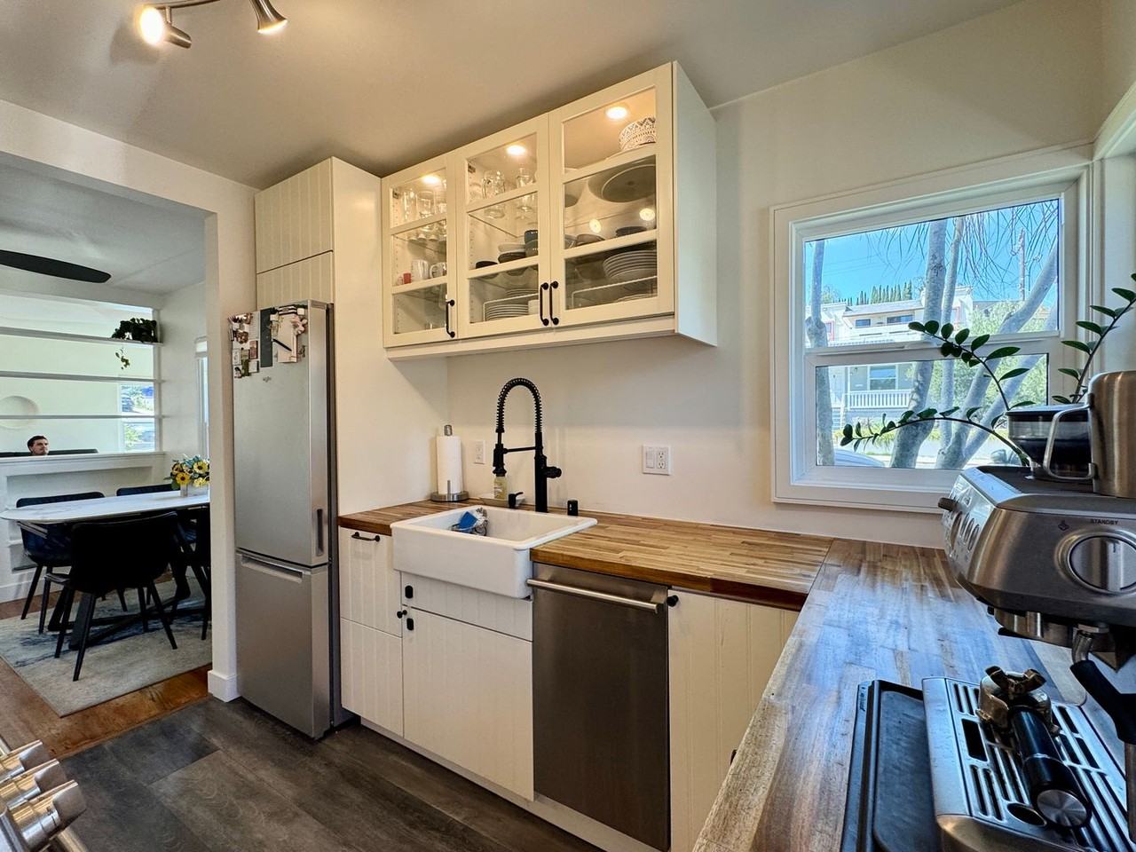5929 Estelle St - Photo 5 of 42