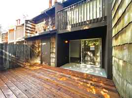featured image of 1358 Parkway Dr