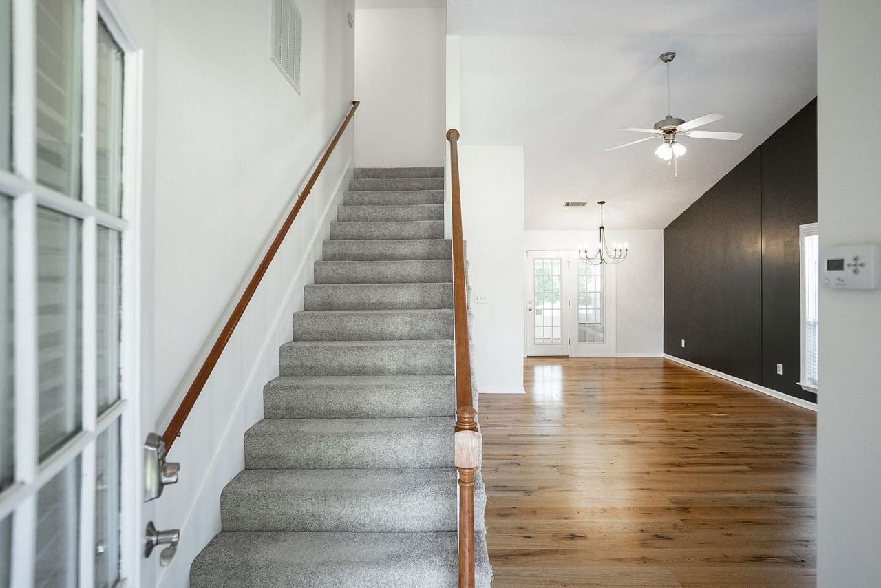 537 Cedar Rock Dr - Photo 4 of 46