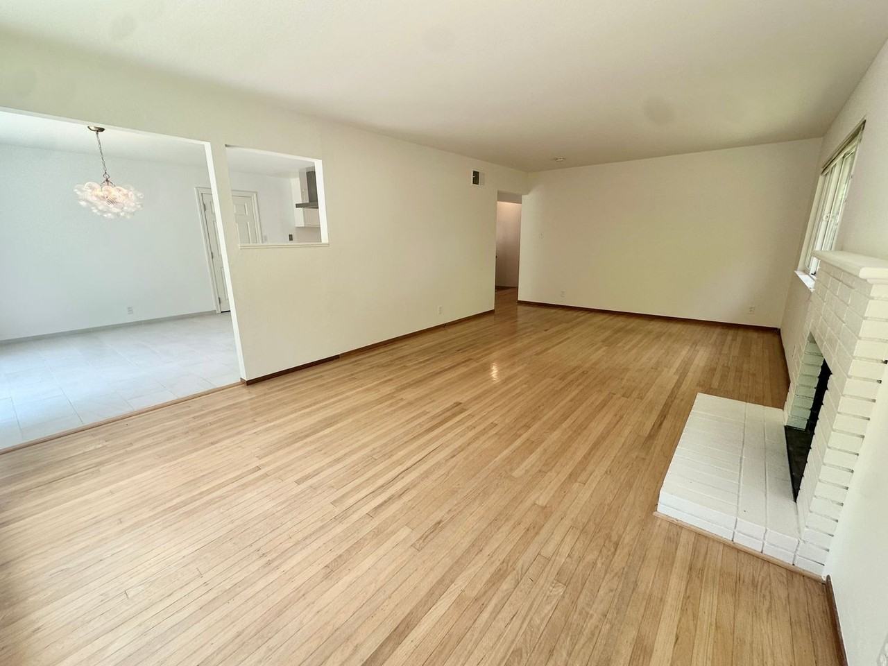 648 Tanbark Ter - Photo 5 of 29