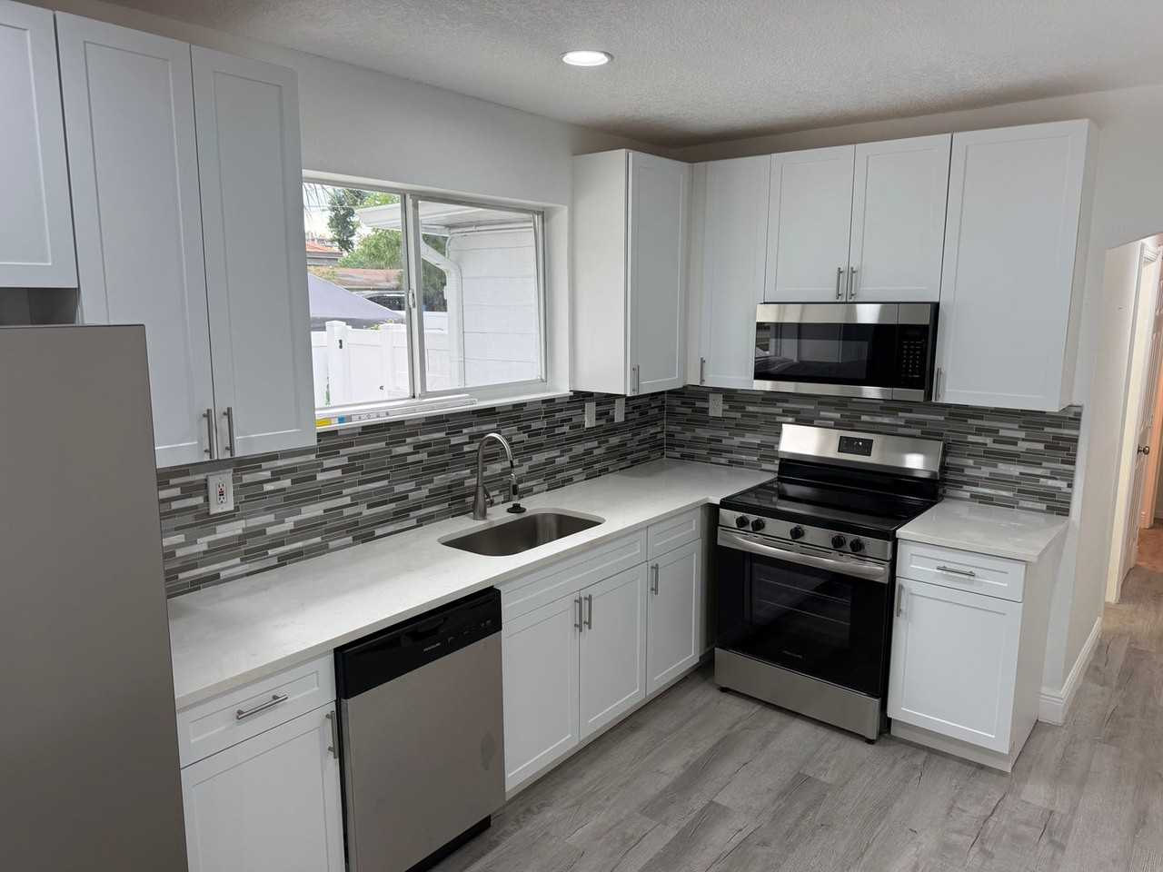 1904 W Saint Louis St #1 - Photo 2 of 12